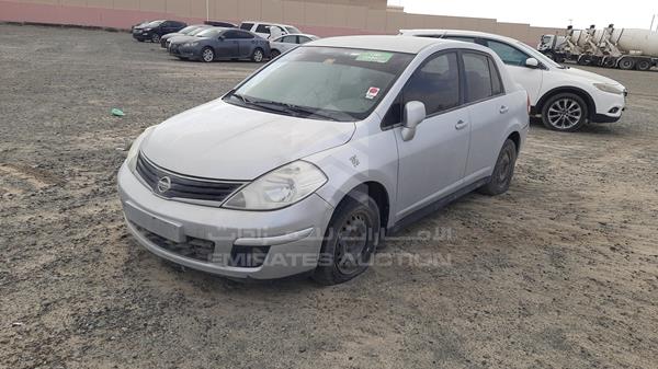 Photo 3 VIN: 3N1BC1A6XBL370924 - NISSAN TIIDA 