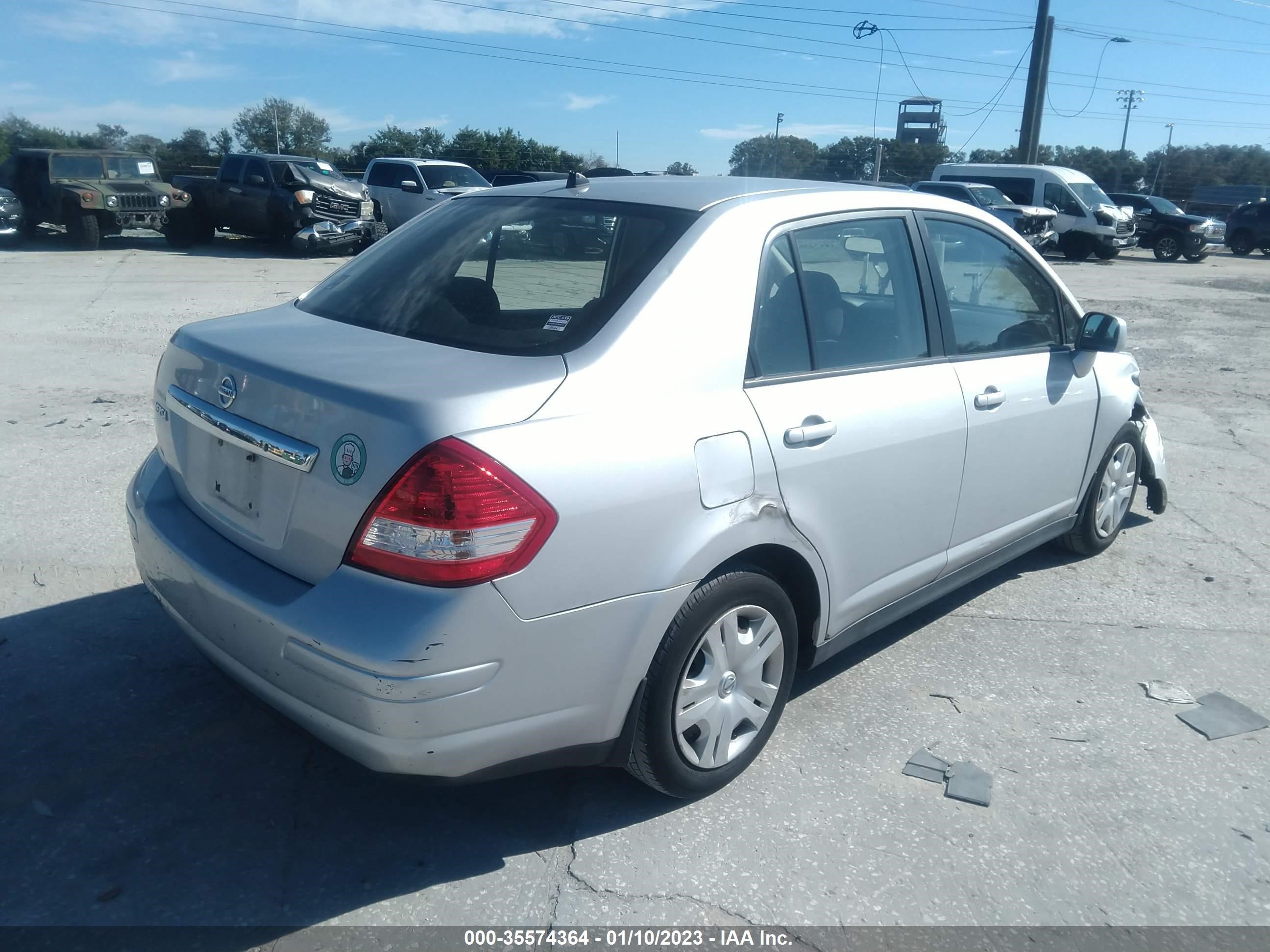 Photo 3 VIN: 3N1BC1AP0AL360250 - NISSAN VERSA 