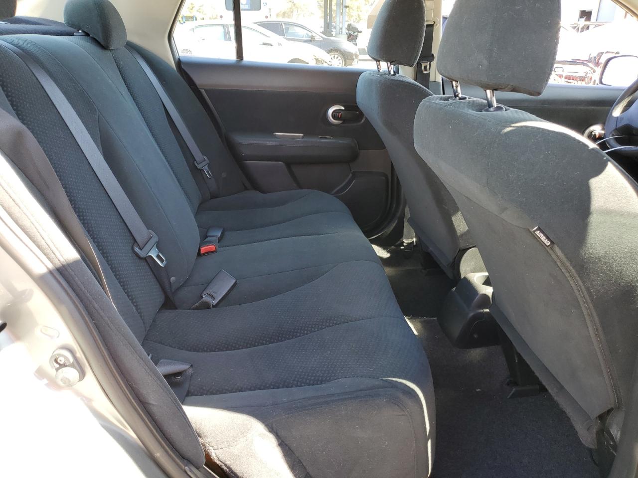 Photo 9 VIN: 3N1BC1AP0BL423252 - NISSAN VERSA 