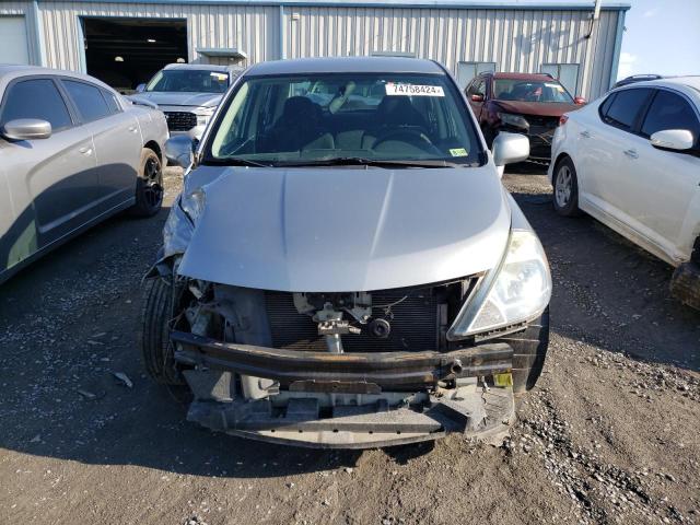 Photo 4 VIN: 3N1BC1AP1AL380782 - NISSAN VERSA S 