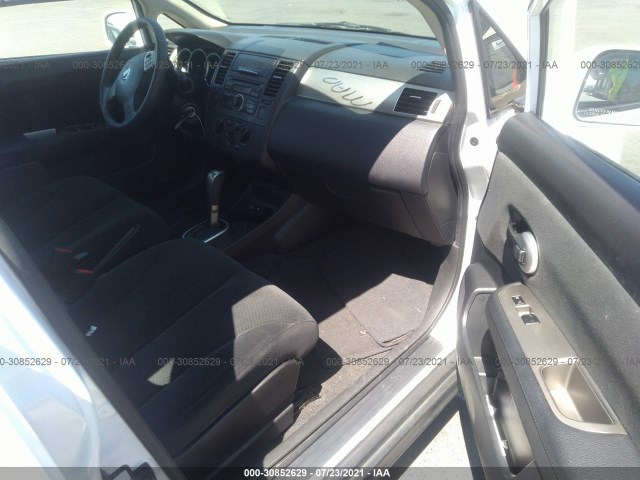 Photo 4 VIN: 3N1BC1AP1AL451138 - NISSAN VERSA 