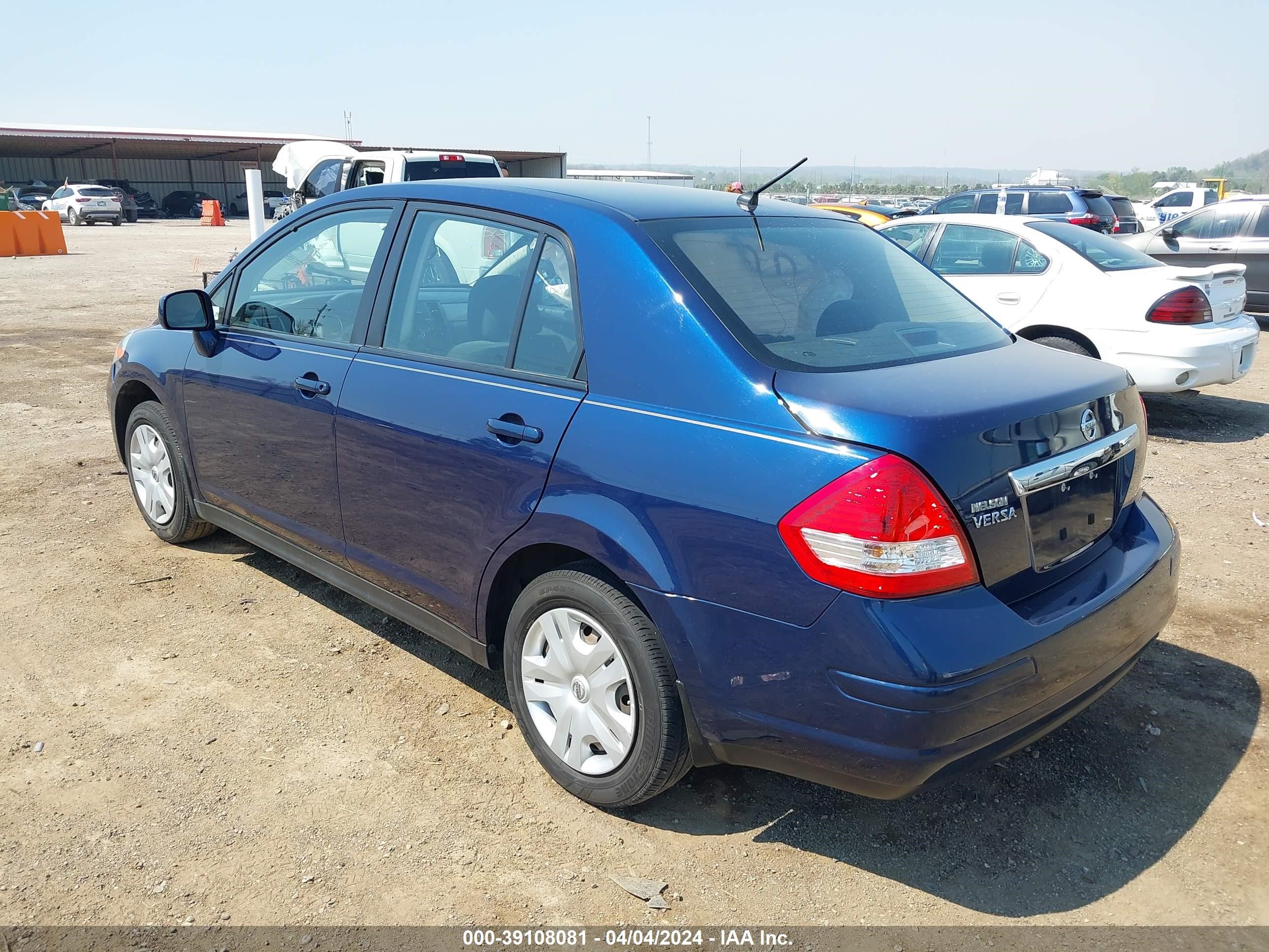 Photo 2 VIN: 3N1BC1AP1BL391380 - NISSAN VERSA 