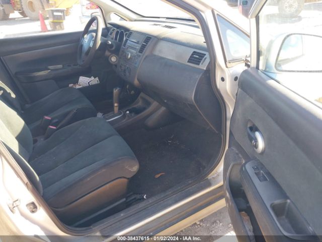 Photo 4 VIN: 3N1BC1AP1BL394697 - NISSAN VERSA 