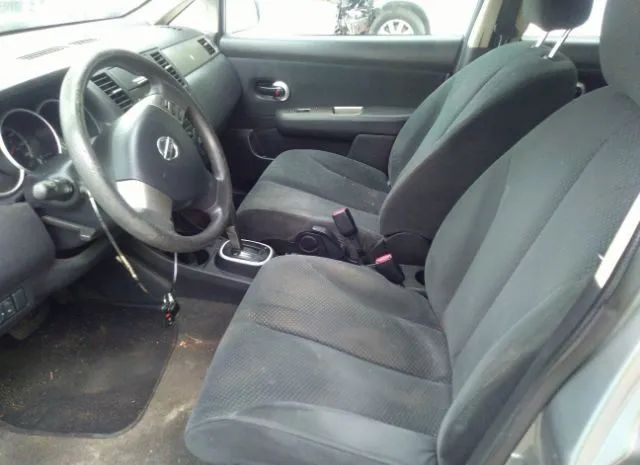 Photo 4 VIN: 3N1BC1AP2BL392103 - NISSAN VERSA 