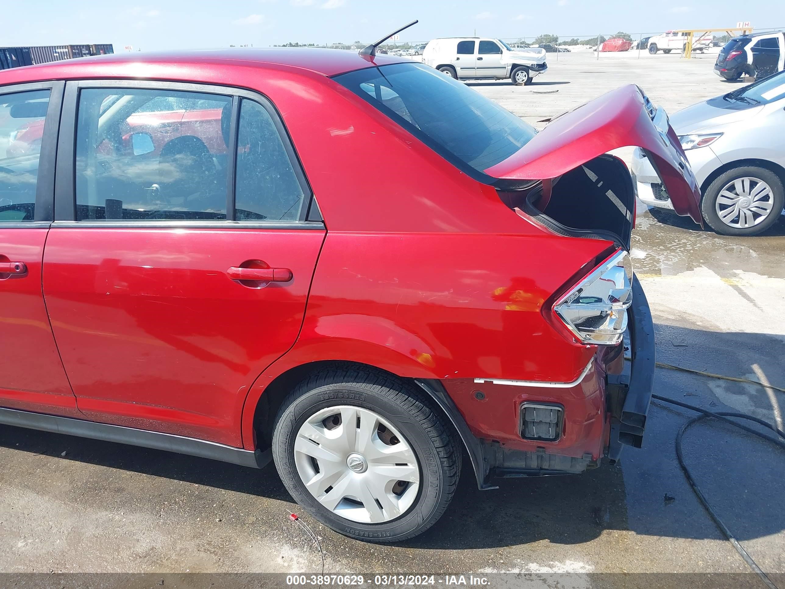 Photo 17 VIN: 3N1BC1AP2BL463333 - NISSAN VERSA 