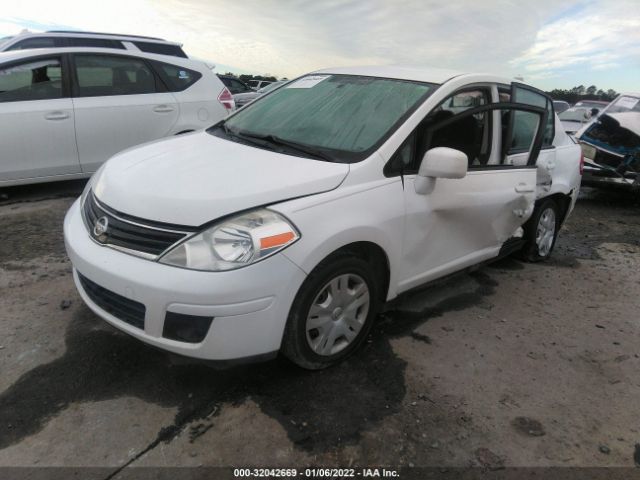 Photo 1 VIN: 3N1BC1AP3BL398640 - NISSAN VERSA 