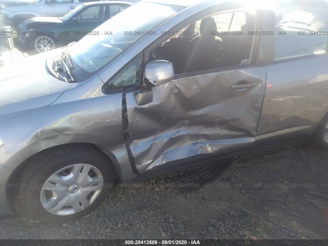 Photo 5 VIN: 3N1BC1AP3BL413332 - NISSAN VERSA 