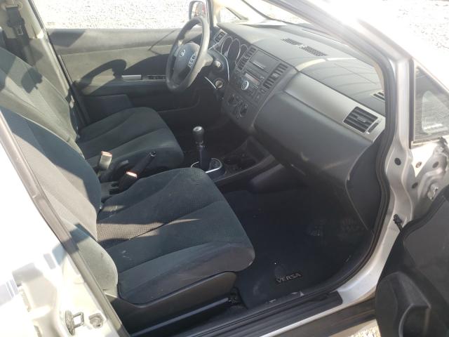 Photo 4 VIN: 3N1BC1AP3BL422080 - NISSAN VERSA S 