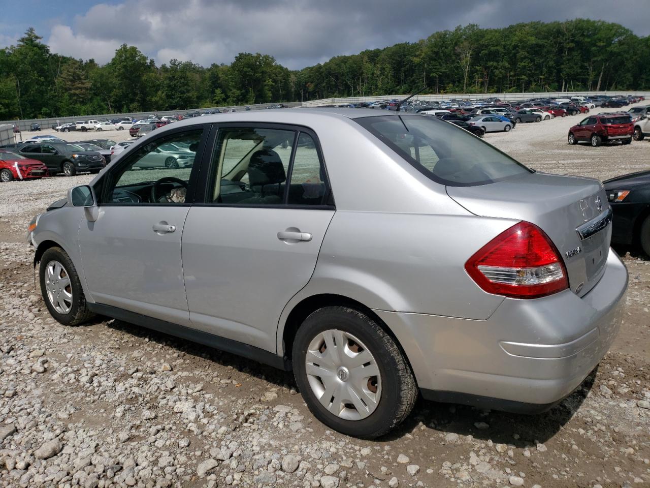 Photo 1 VIN: 3N1BC1AP3BL463549 - NISSAN VERSA 