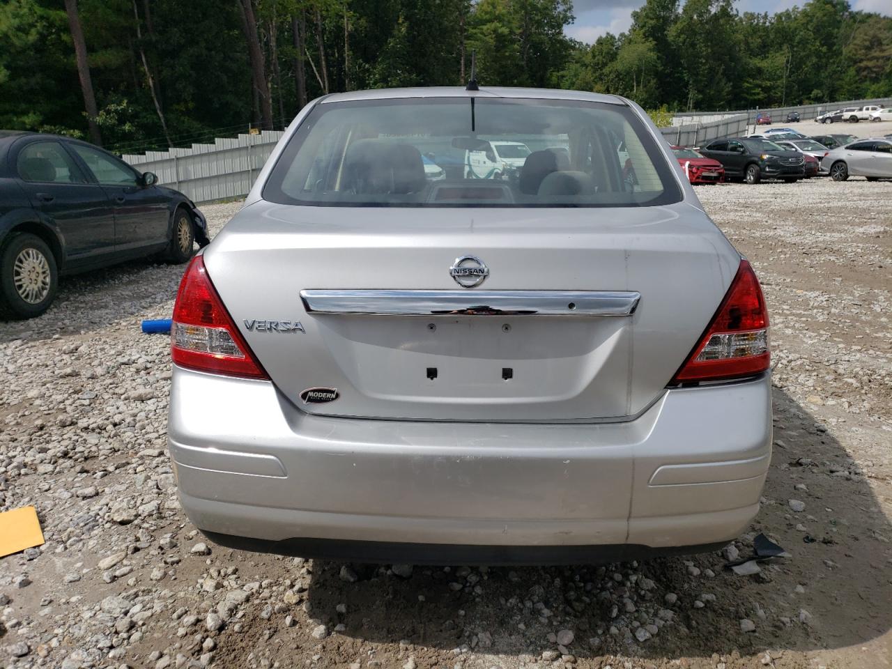 Photo 5 VIN: 3N1BC1AP3BL463549 - NISSAN VERSA 