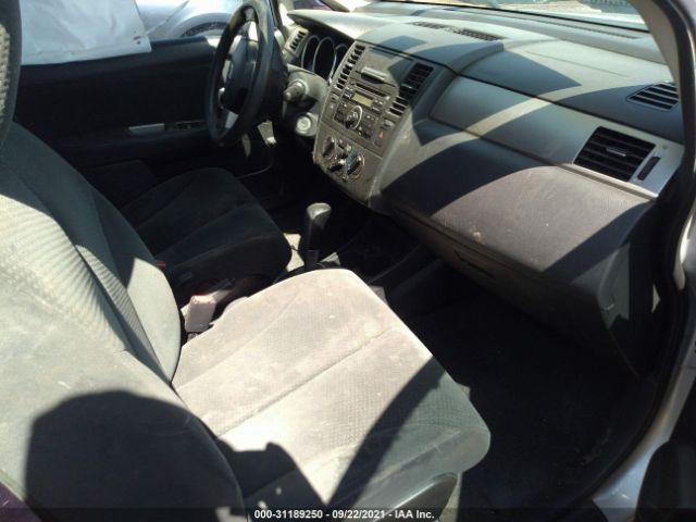 Photo 4 VIN: 3N1BC1AP4AL467642 - NISSAN VERSA 