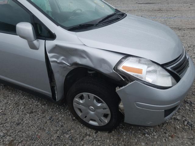 Photo 8 VIN: 3N1BC1AP5BL454545 - NISSAN VERSA S 