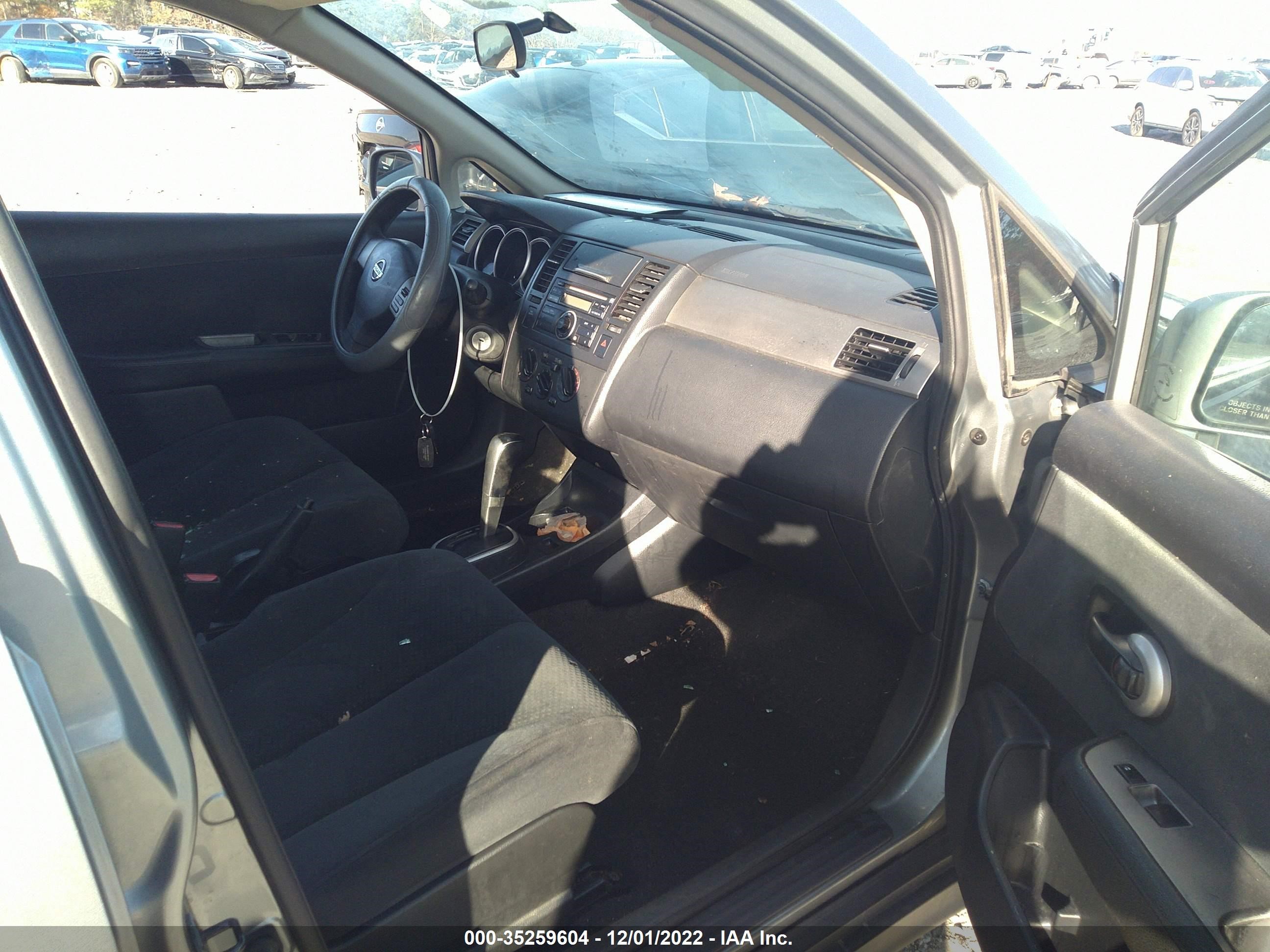 Photo 4 VIN: 3N1BC1AP6AL411251 - NISSAN VERSA 