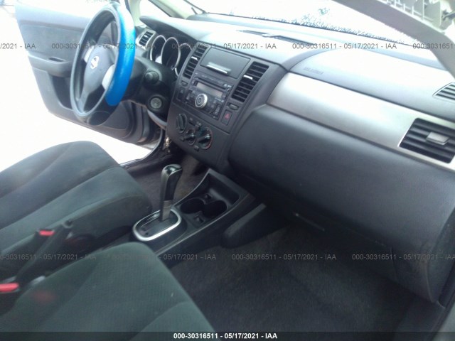 Photo 4 VIN: 3N1BC1AP7BL379864 - NISSAN VERSA 