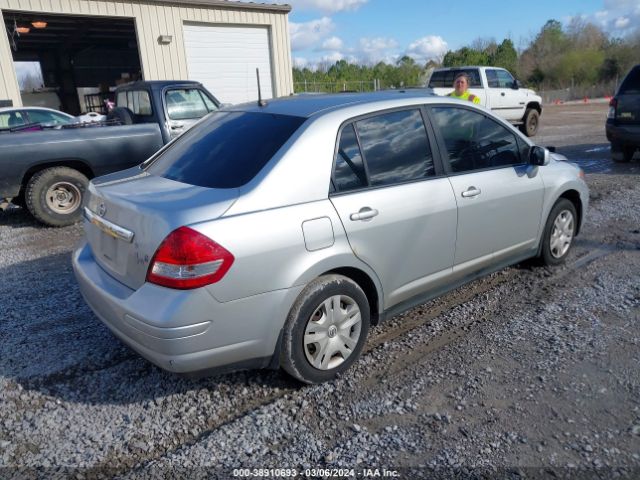 Photo 3 VIN: 3N1BC1AP8BL420857 - NISSAN VERSA 