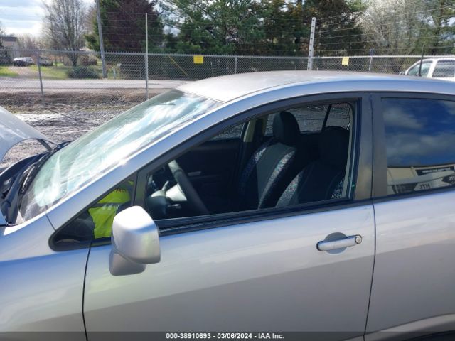 Photo 5 VIN: 3N1BC1AP8BL420857 - NISSAN VERSA 