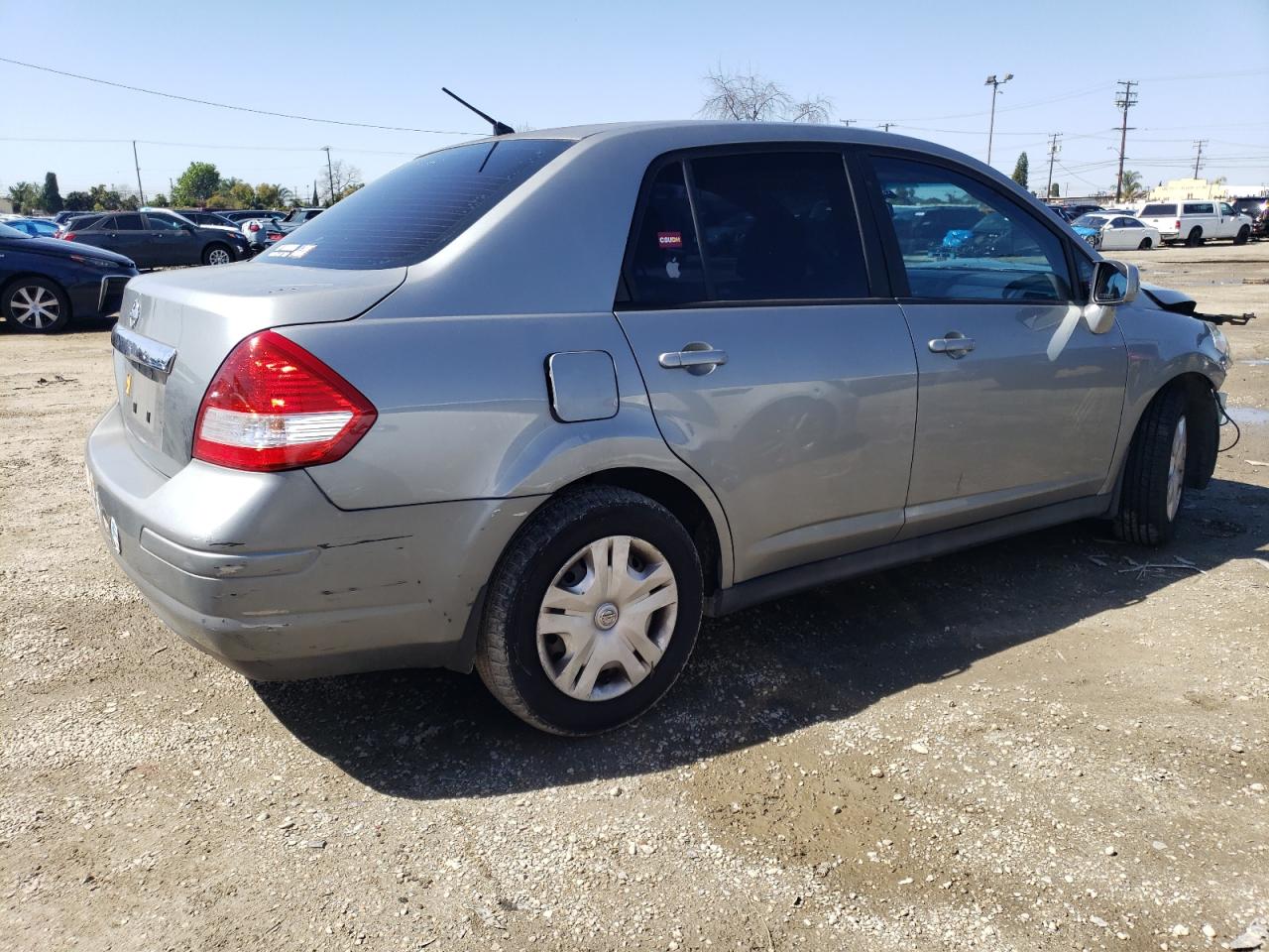 Photo 2 VIN: 3N1BC1AP9AL468060 - NISSAN VERSA 