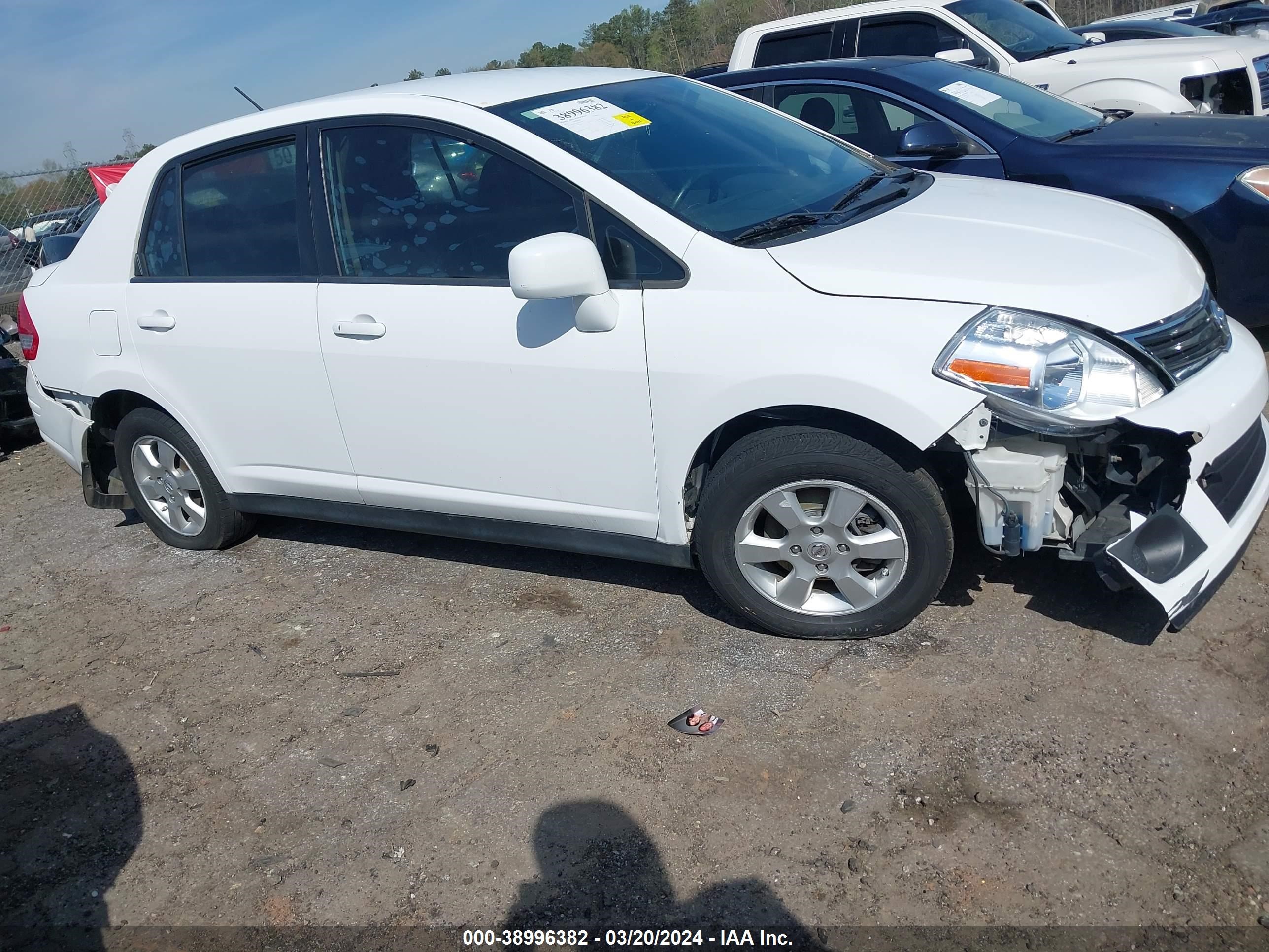 Photo 12 VIN: 3N1BC1AP9BL484017 - NISSAN VERSA 