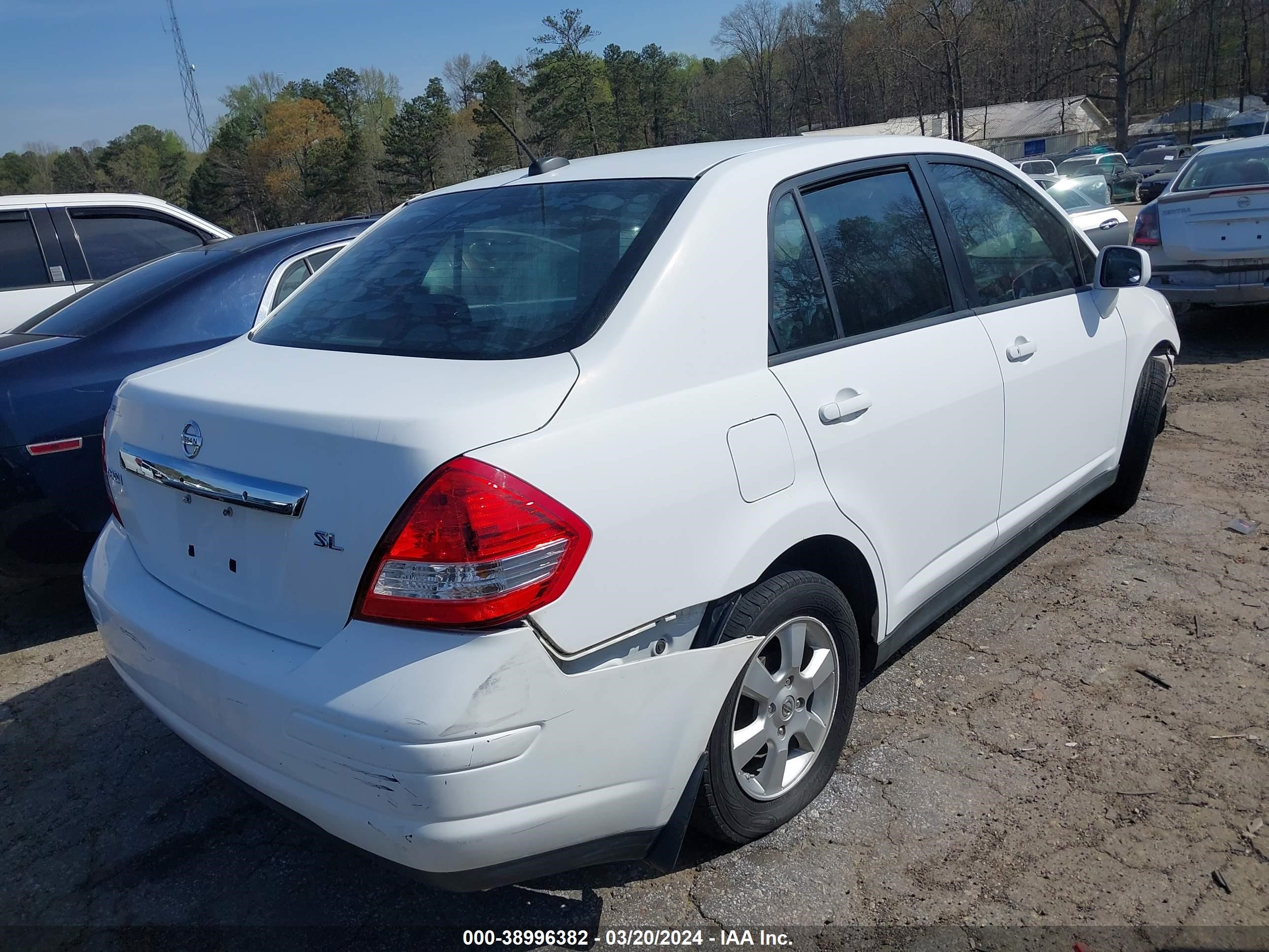 Photo 16 VIN: 3N1BC1AP9BL484017 - NISSAN VERSA 