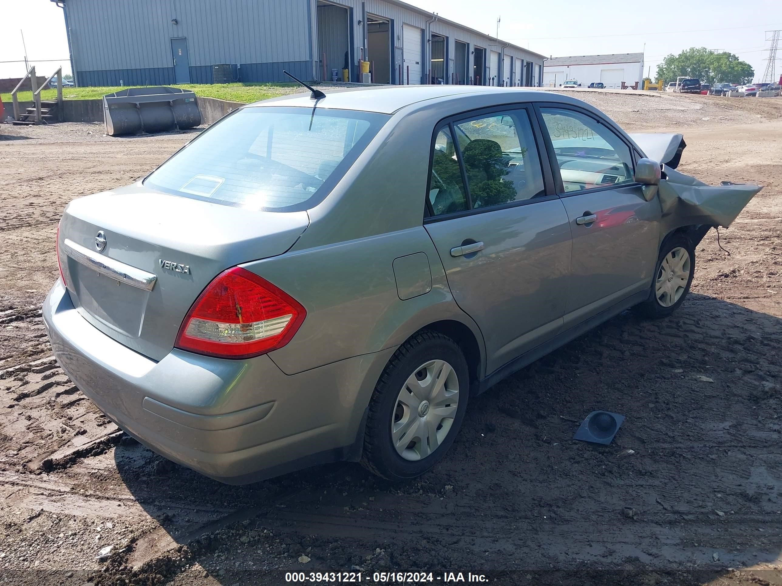 Photo 3 VIN: 3N1BC1APXAL359994 - NISSAN VERSA 