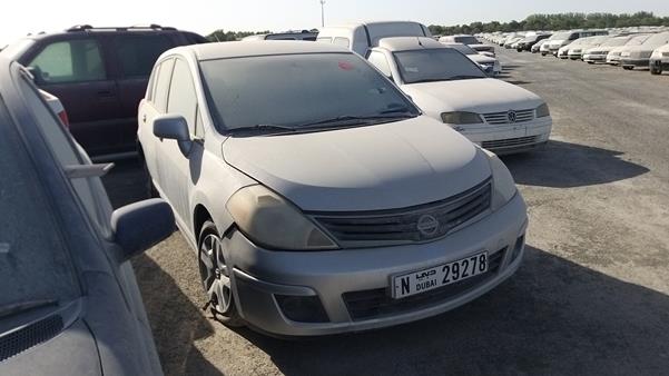 Photo 8 VIN: 3N1BC1C63BL353153 - NISSAN TIIDA 