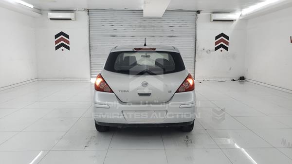 Photo 8 VIN: 3N1BC1C67BK202810 - NISSAN TIIDA 