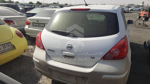 Photo 5 VIN: 3N1BC1C67DK208318 - NISSAN TIIDA 