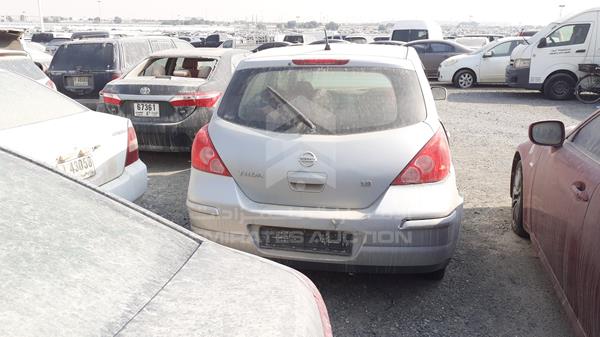 Photo 5 VIN: 3N1BC1C69DK221006 - NISSAN TIIDA 