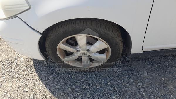 Photo 32 VIN: 3N1BC1C71BL383017 - NISSAN TIIDA 