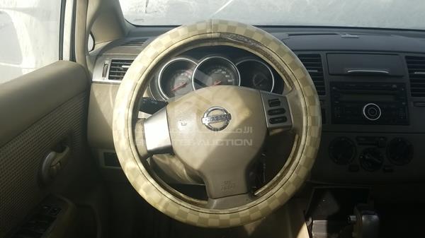 Photo 13 VIN: 3N1BC1C77BK209426 - NISSAN TIIDA 