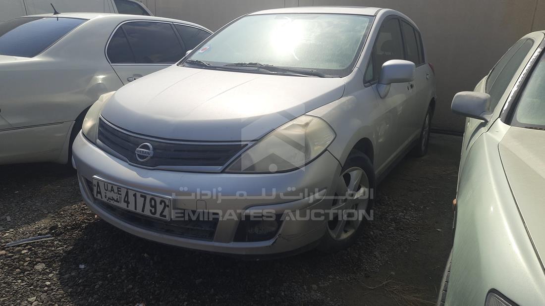 Photo 3 VIN: 3N1BC1C83BK220660 - NISSAN TIIDA 