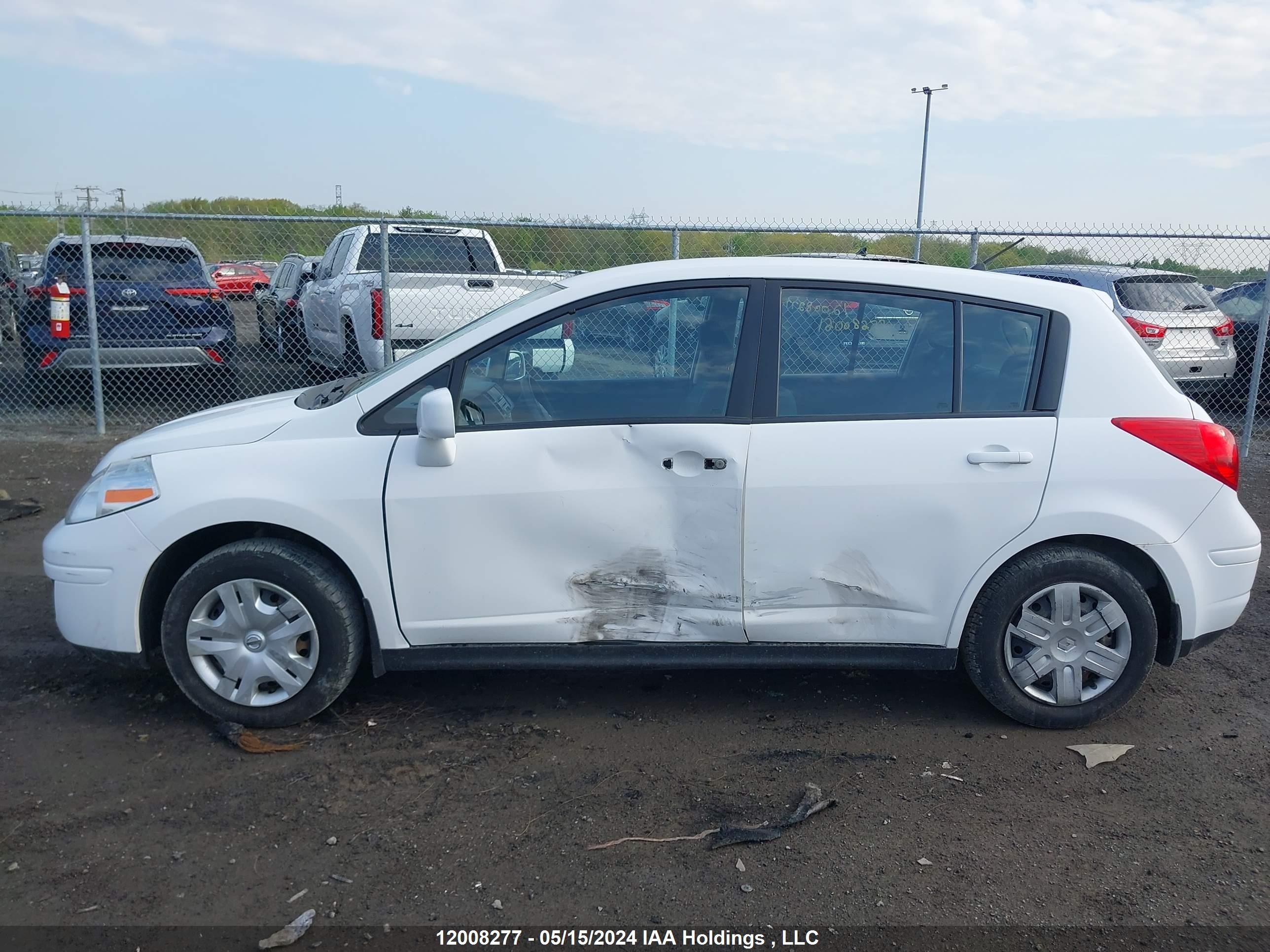 Photo 14 VIN: 3N1BC1CP0AL418080 - NISSAN VERSA 