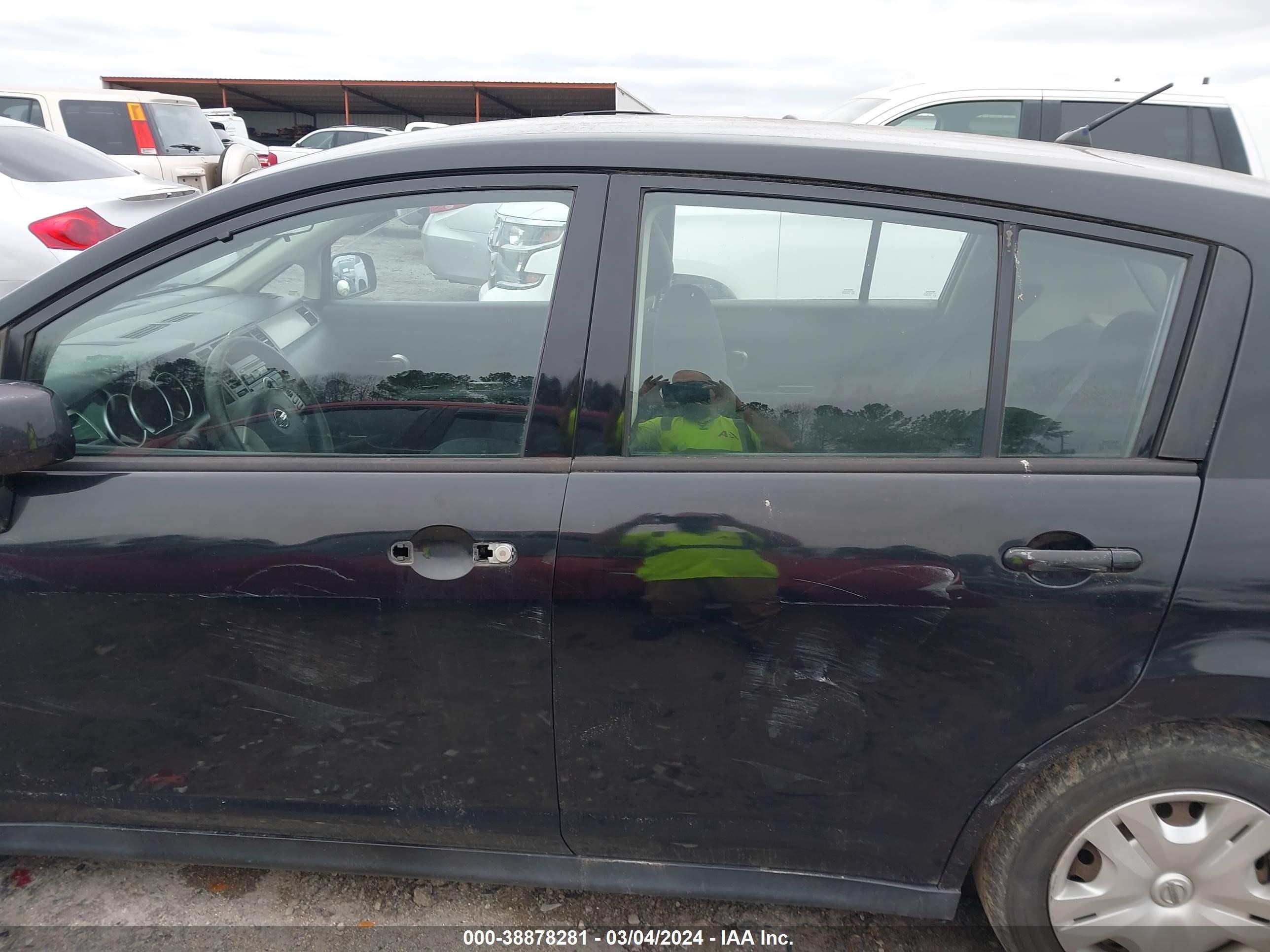 Photo 13 VIN: 3N1BC1CP1AL392959 - NISSAN VERSA 