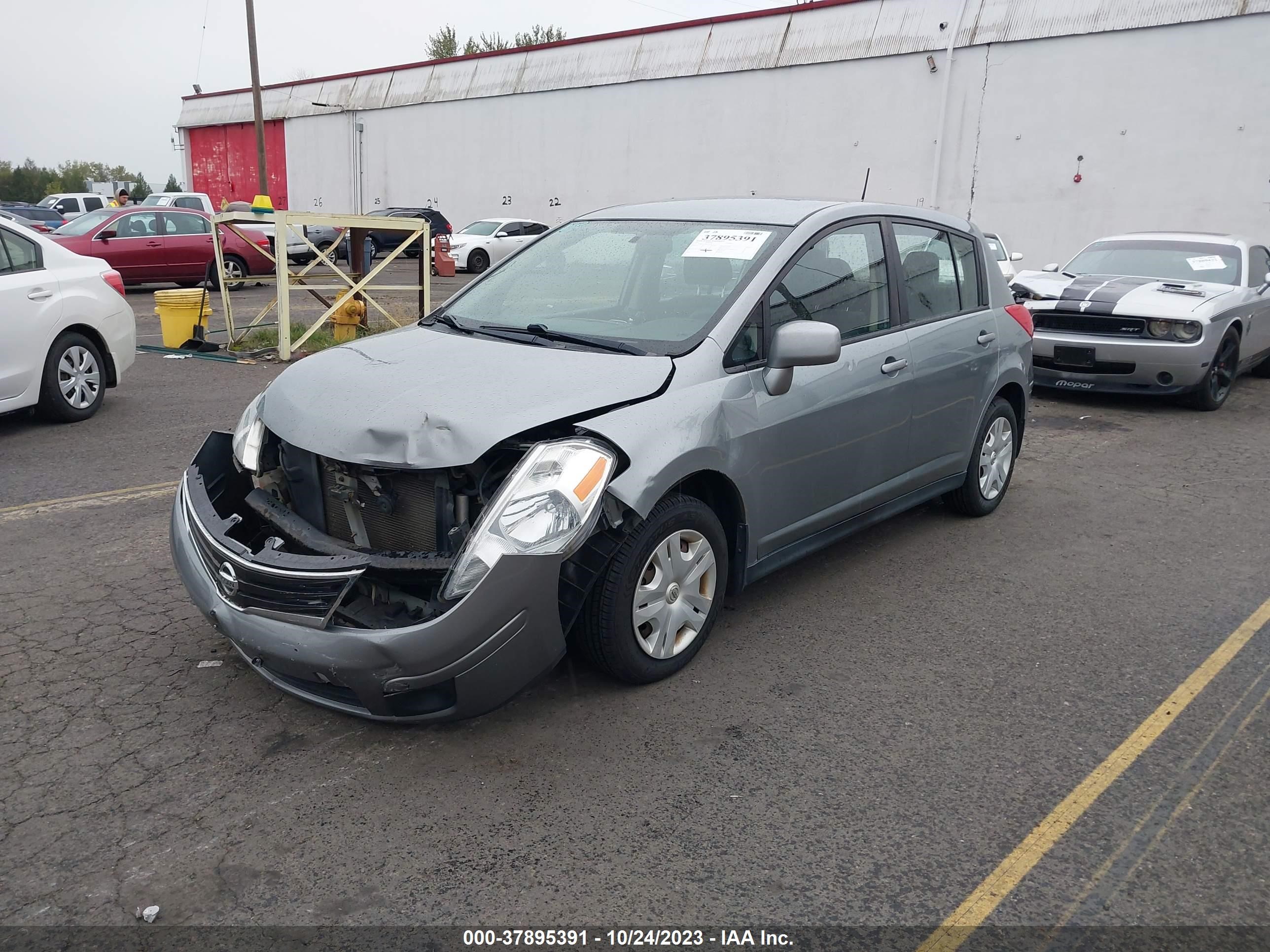 Photo 1 VIN: 3N1BC1CP1BL446536 - NISSAN VERSA 