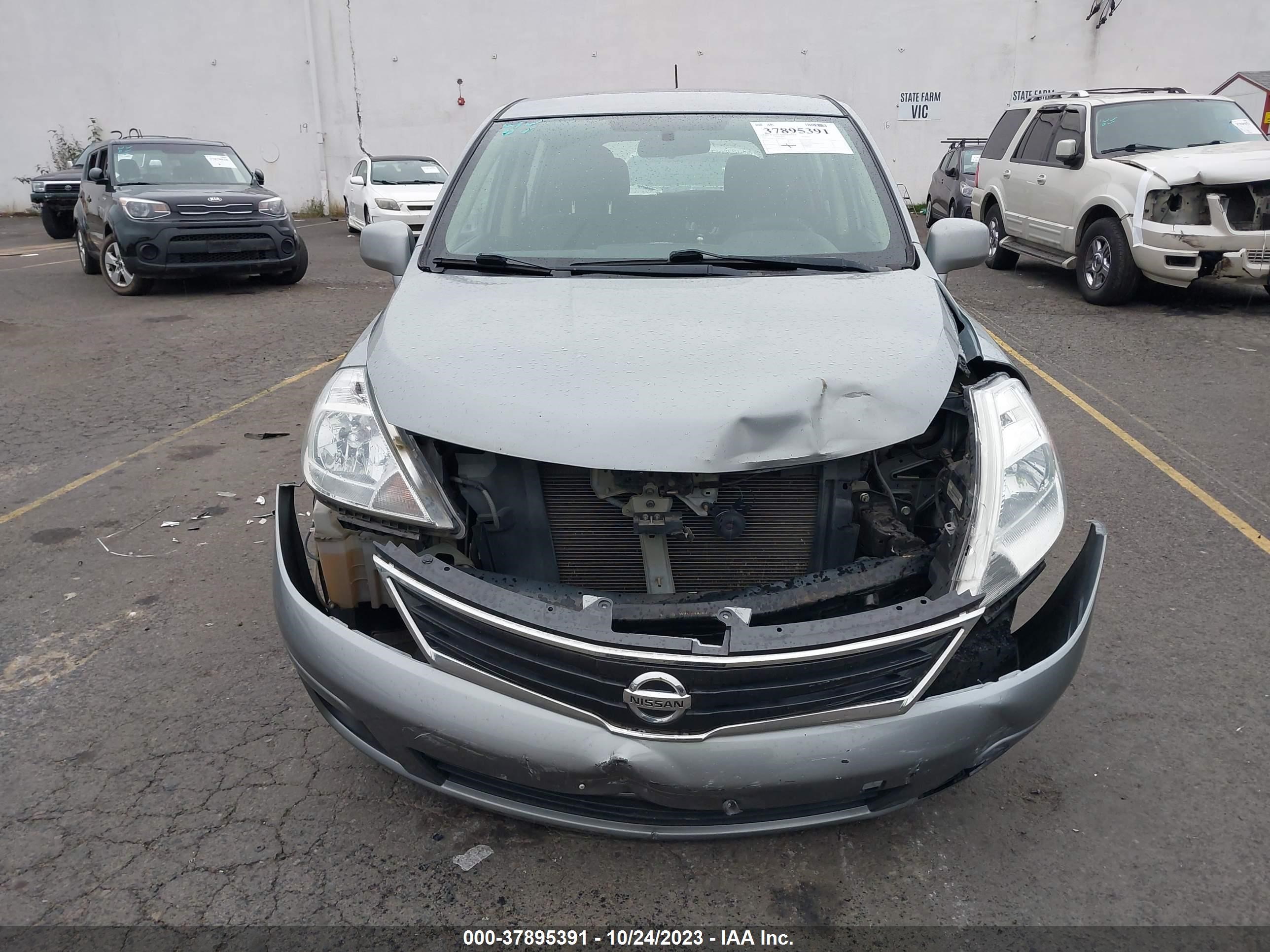 Photo 11 VIN: 3N1BC1CP1BL446536 - NISSAN VERSA 