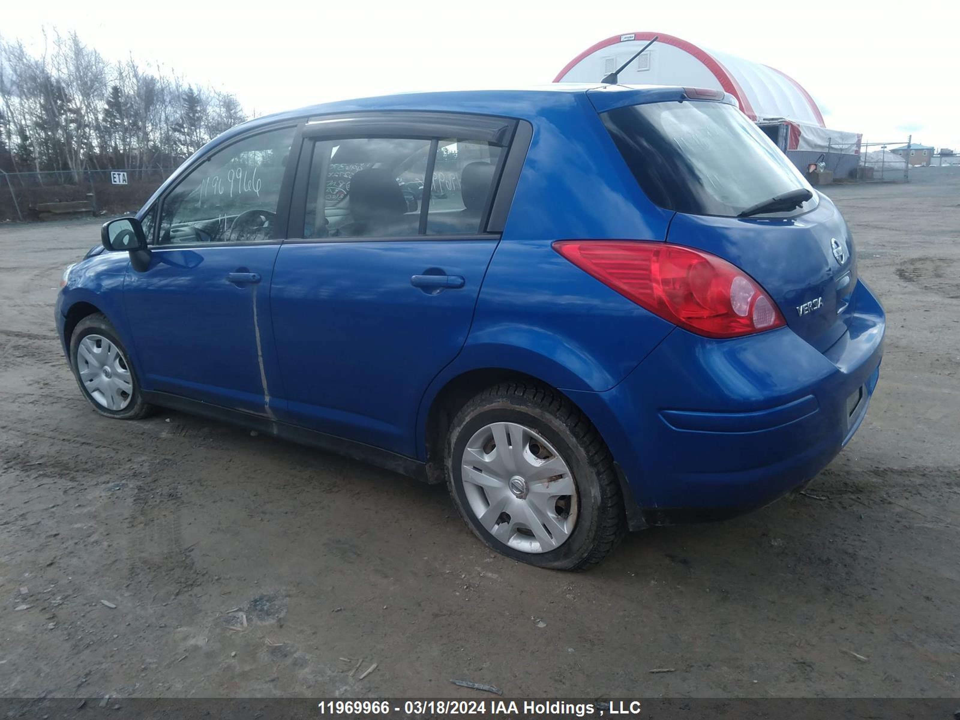 Photo 2 VIN: 3N1BC1CP1BL496370 - NISSAN VERSA 