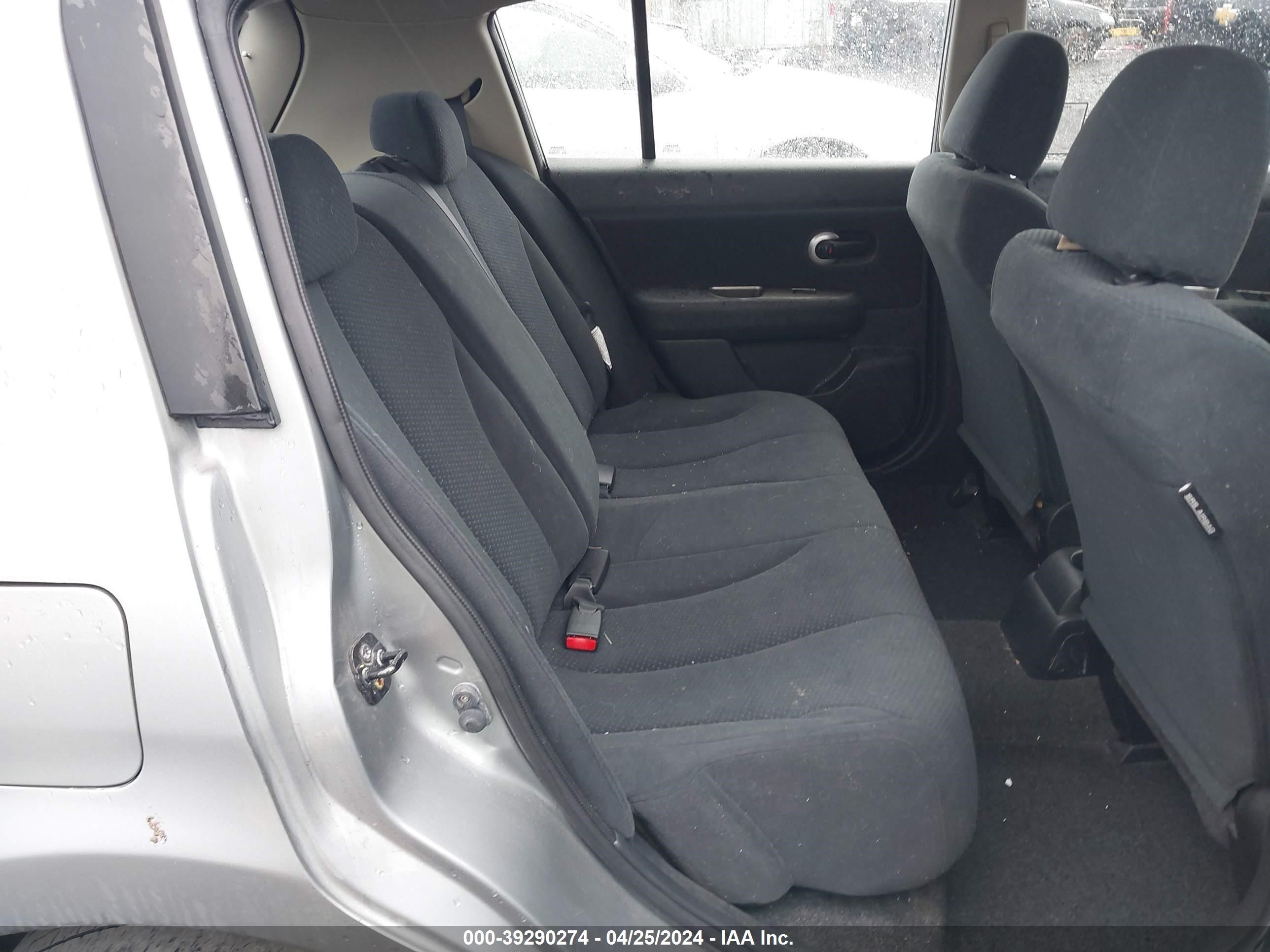 Photo 7 VIN: 3N1BC1CP2AL385051 - NISSAN VERSA 