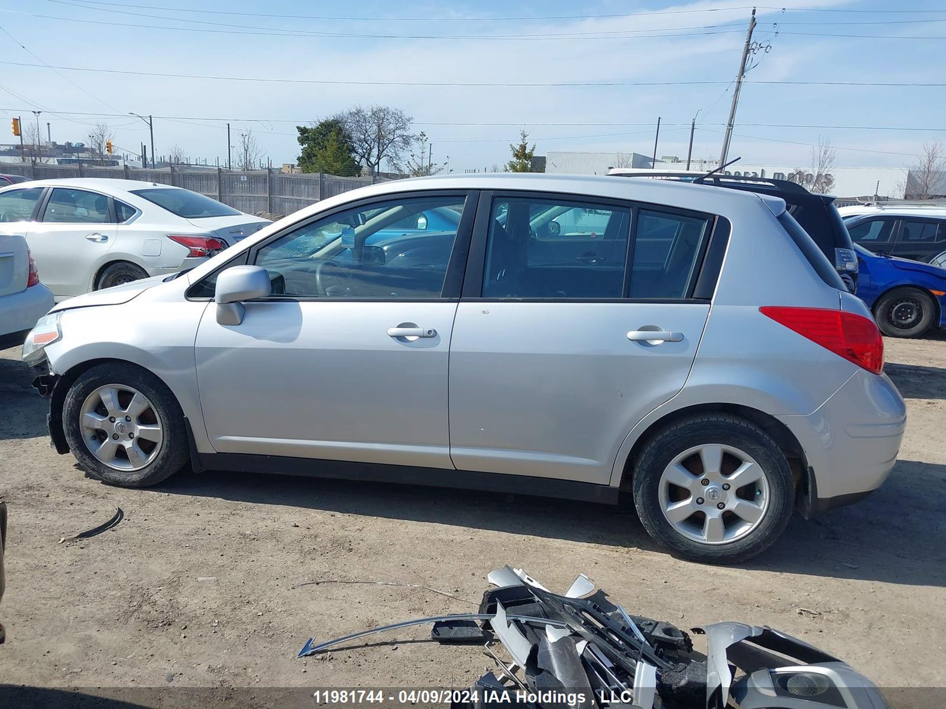 Photo 14 VIN: 3N1BC1CP2BL381650 - NISSAN VERSA 