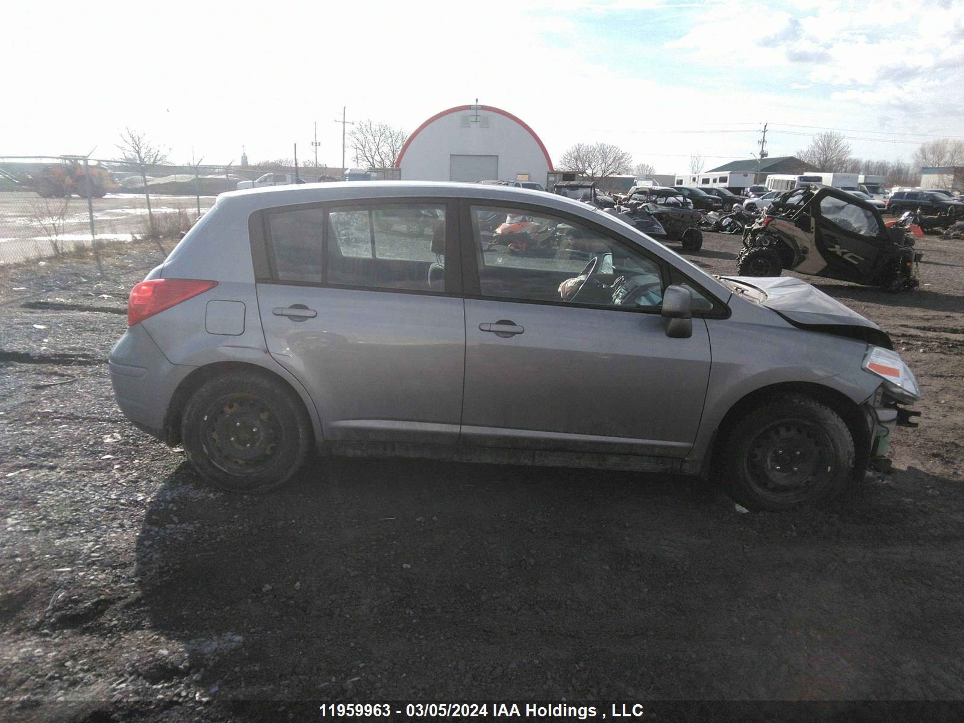 Photo 13 VIN: 3N1BC1CP2BL460090 - NISSAN VERSA 