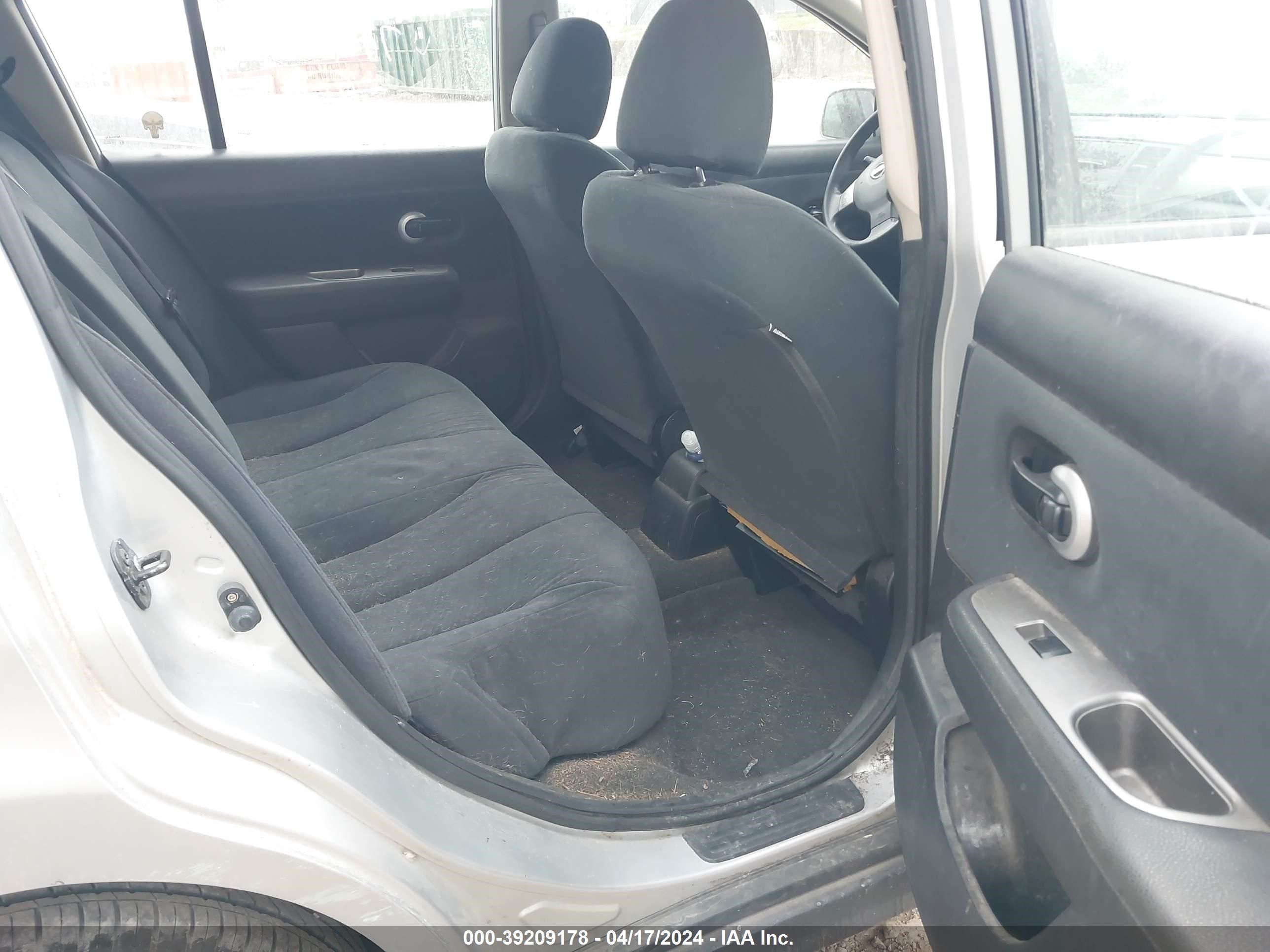 Photo 7 VIN: 3N1BC1CP2BL472756 - NISSAN VERSA 