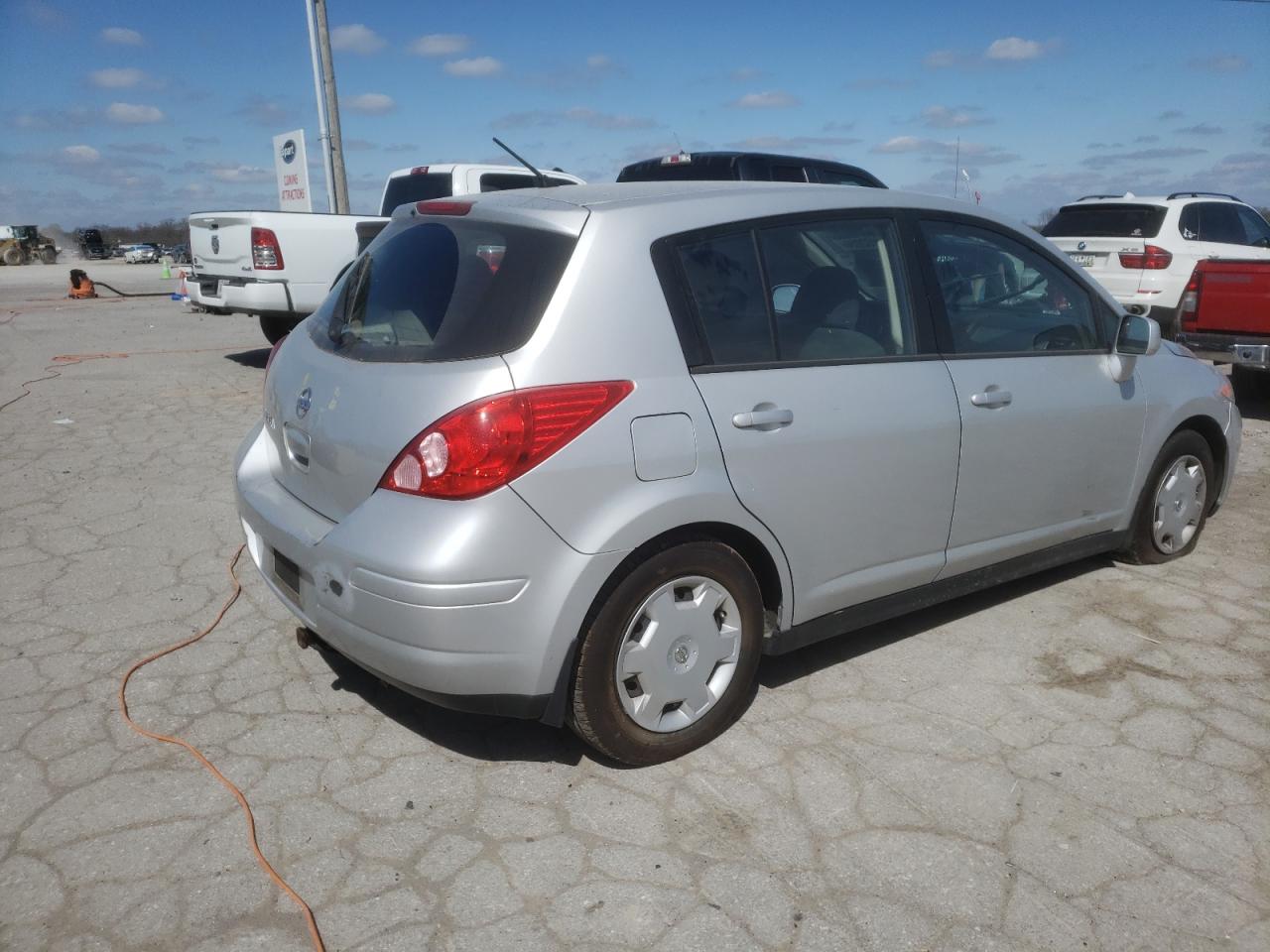 Photo 2 VIN: 3N1BC1CP2CK251939 - NISSAN VERSA 