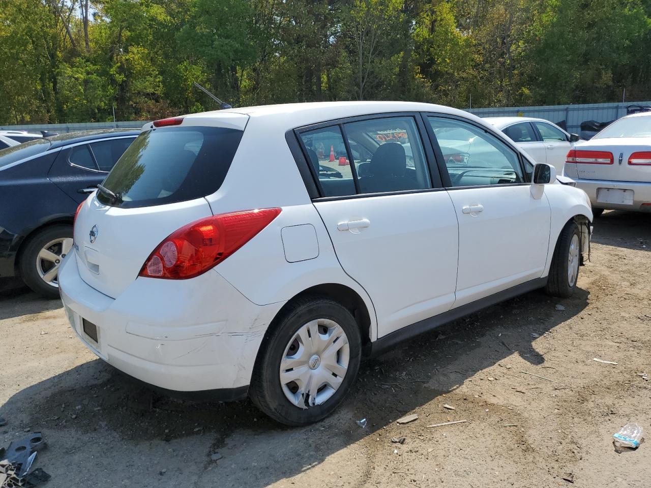 Photo 2 VIN: 3N1BC1CP2CK809210 - NISSAN VERSA 