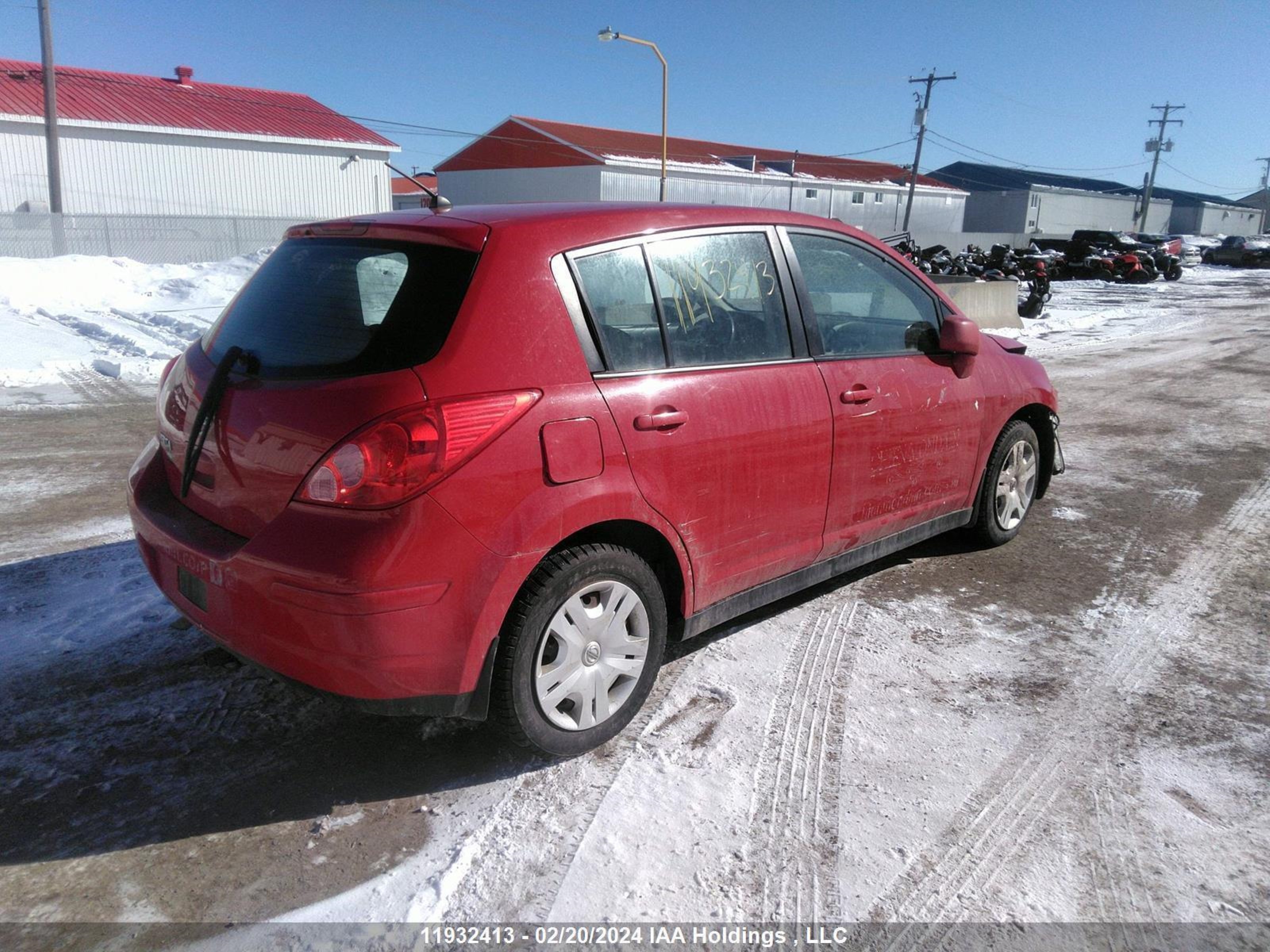 Photo 3 VIN: 3N1BC1CP3AL411897 - NISSAN VERSA 