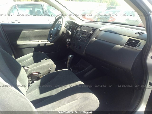 Photo 4 VIN: 3N1BC1CP3AL418137 - NISSAN VERSA 