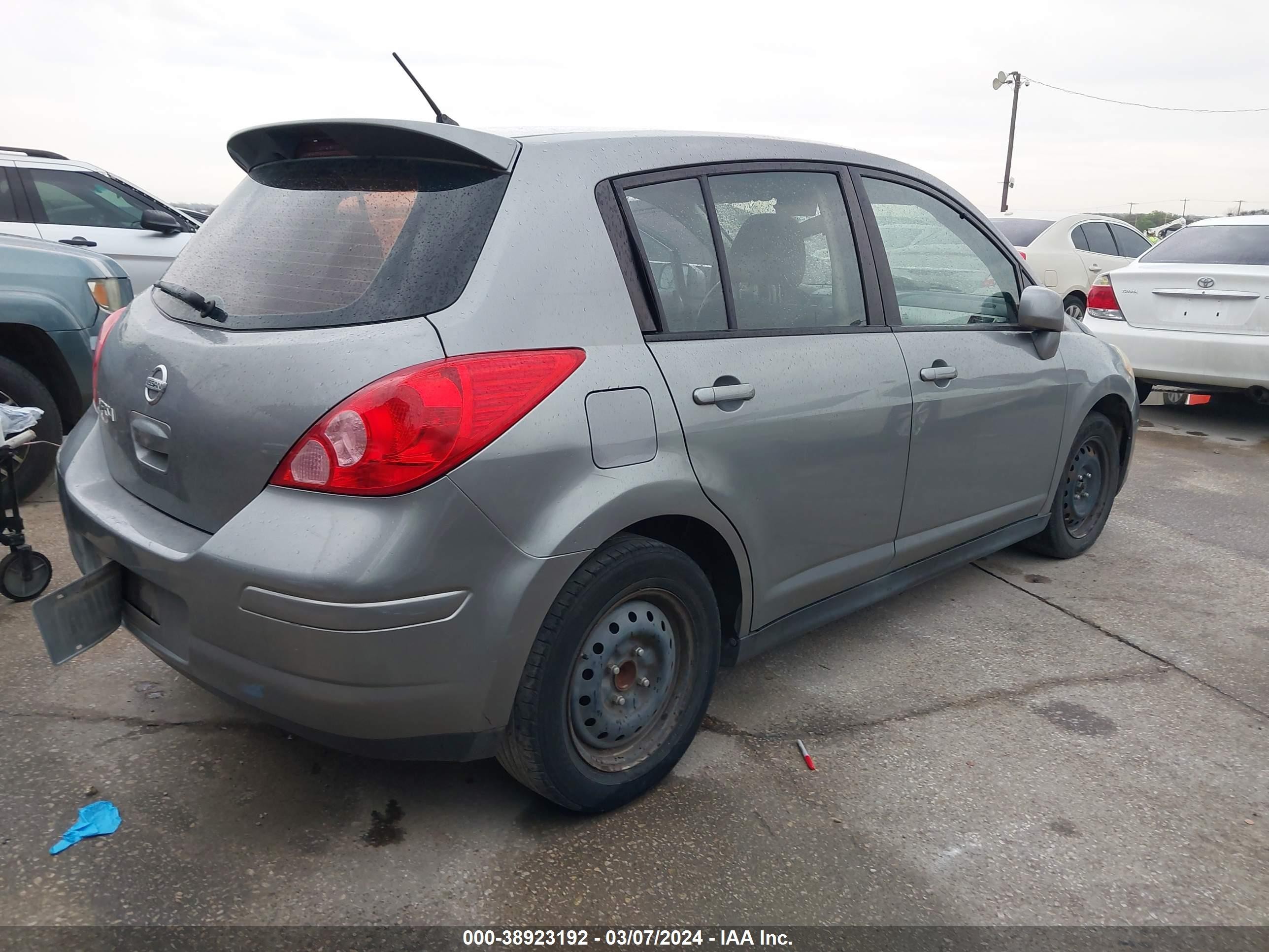 Photo 3 VIN: 3N1BC1CP3CK248015 - NISSAN VERSA 