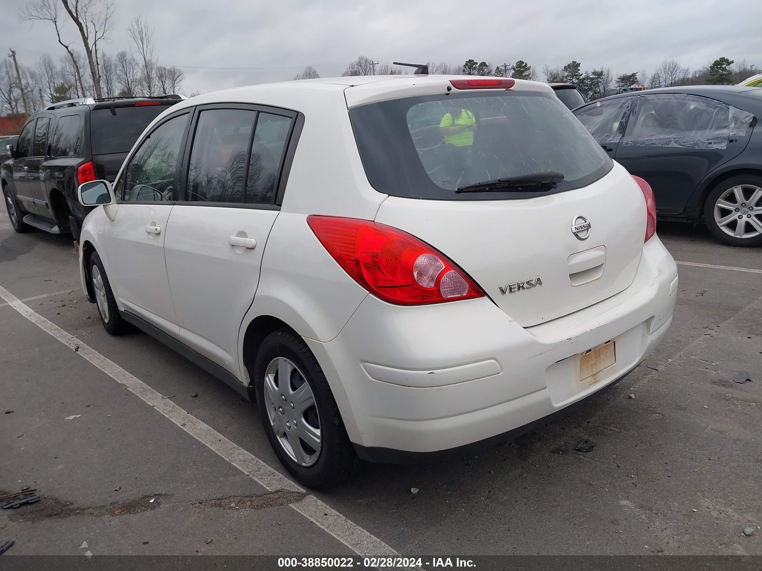 Photo 2 VIN: 3N1BC1CP3CK256115 - NISSAN VERSA 