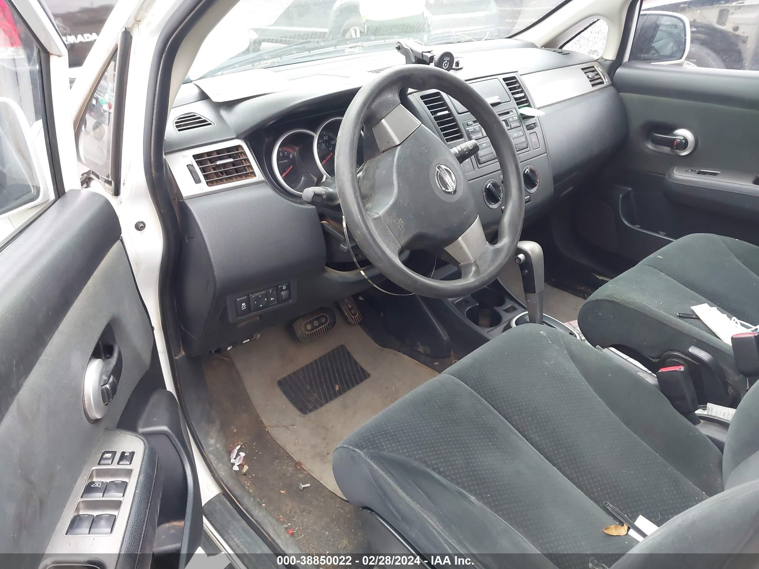 Photo 4 VIN: 3N1BC1CP3CK256115 - NISSAN VERSA 