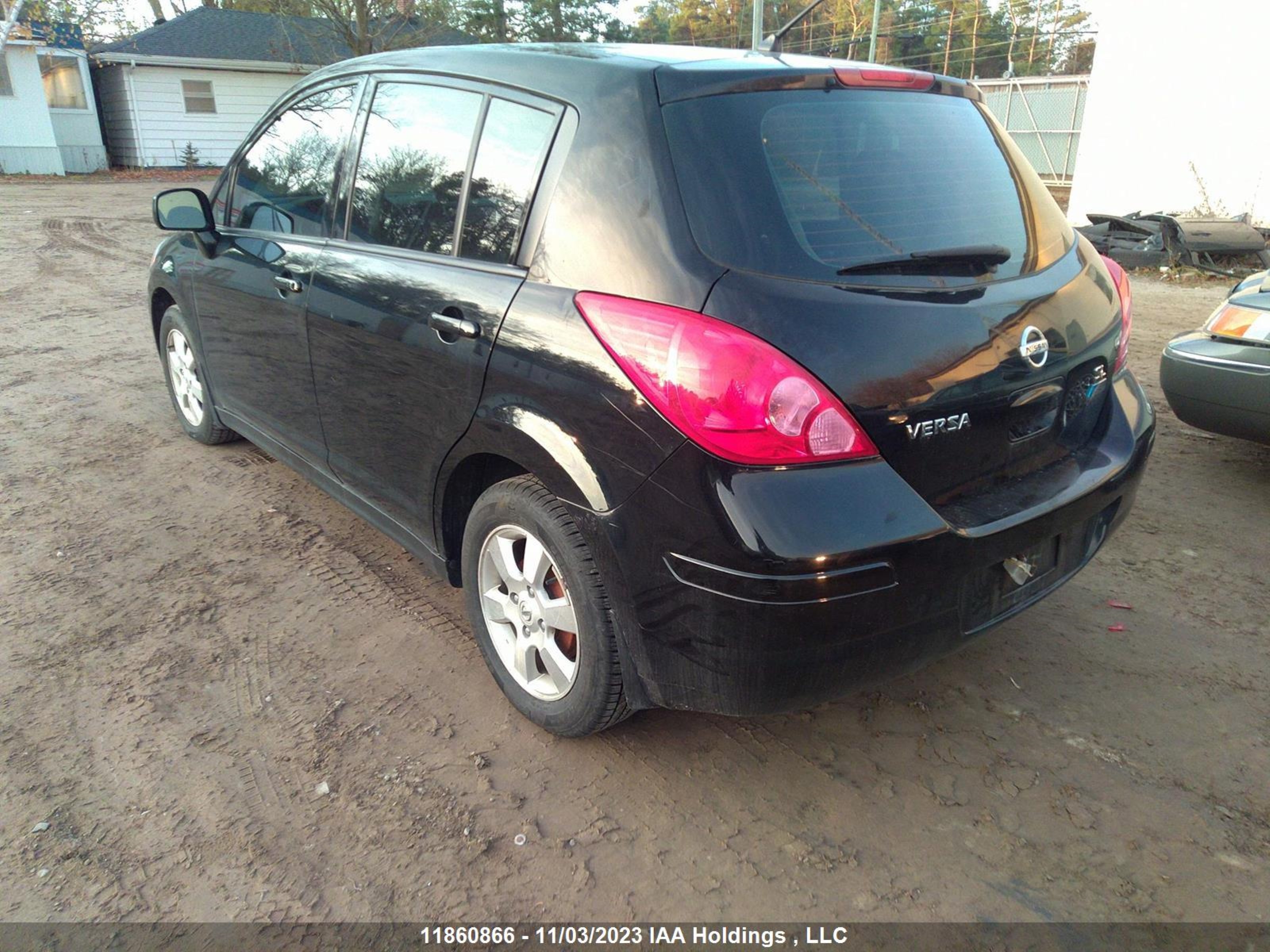 Photo 2 VIN: 3N1BC1CP3CK815775 - NISSAN VERSA 