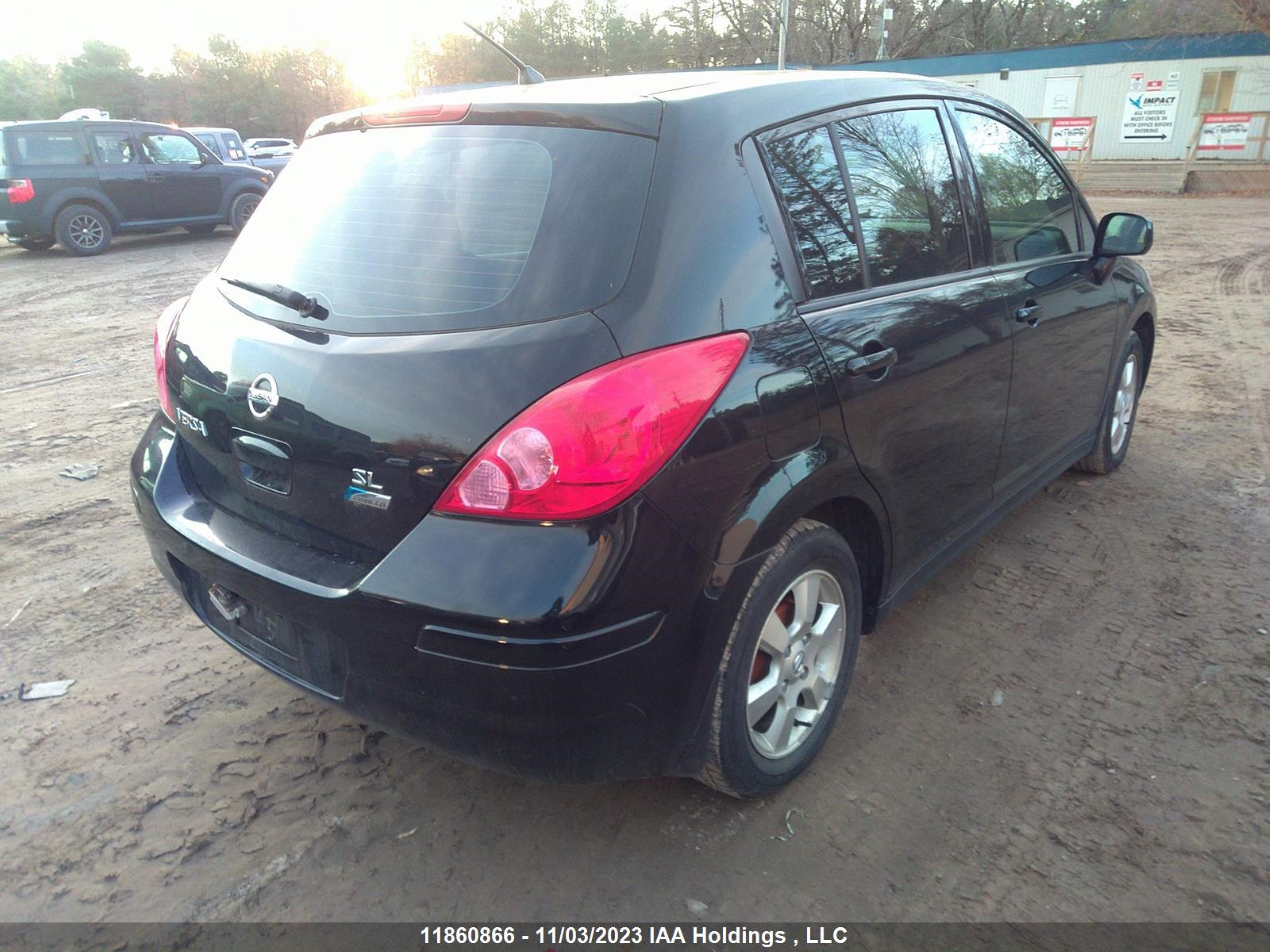 Photo 3 VIN: 3N1BC1CP3CK815775 - NISSAN VERSA 