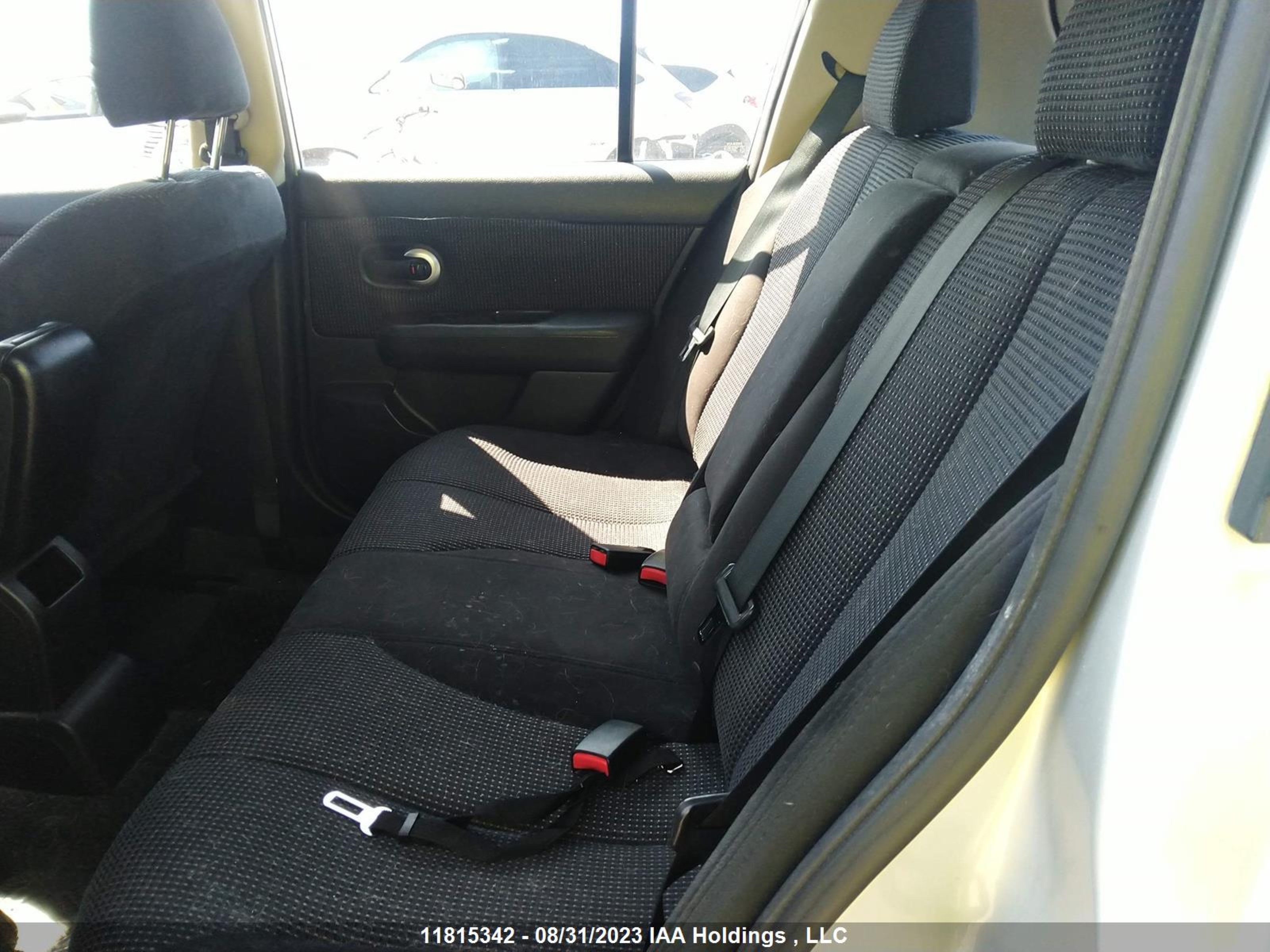 Photo 7 VIN: 3N1BC1CP4BL484634 - NISSAN VERSA 